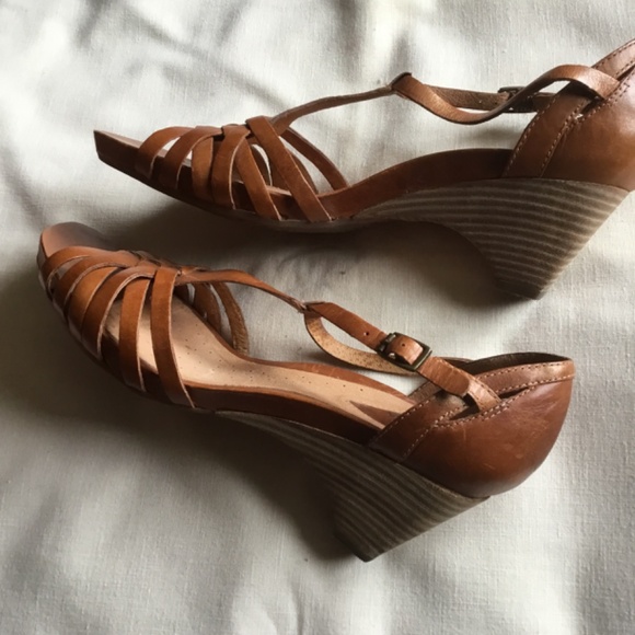New Leather Sandals/Shoe - Picture 7 of 7